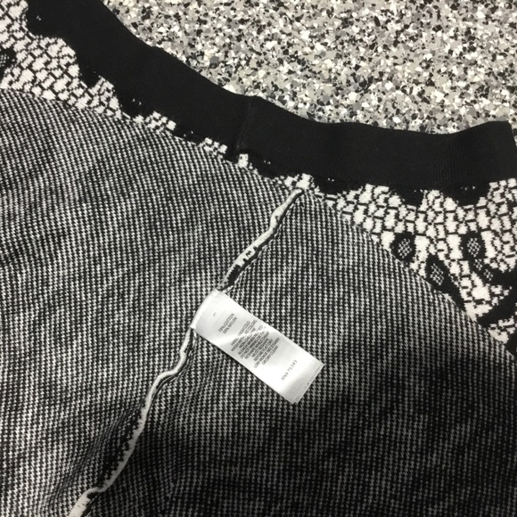 Cynthia Rowley ✦ Baroque Lace-inspired Knit Stretch Skirt (S) - Picture 5 of 5